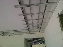 轻钢龙骨生产厂家有哪些 轻钢龙骨吊顶安装方法,特别是在吊顶时有会用