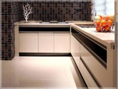 厨房晶钢板的选购技巧 晶钢板橱柜优缺点,比较优质晶钢门板大多