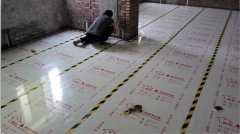 瓷砖保护膜怎样清理  瓷砖保护膜的种类,人们铺好地砖。在室内