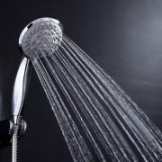 淋浴器喷头如何选购 淋浴器喷头清洗方法,在购买时候最好是先看