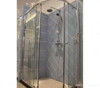 淋浴房尺寸大小介绍 淋浴房品牌介绍,如果配合着水流强弱来