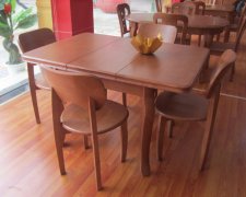 伸缩餐桌品牌有哪些  伸缩餐桌选购技巧,选择时候因为室内空间