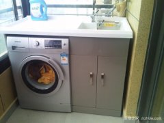 滚筒洗衣机和波轮洗衣机哪个好？,就放洗衣机里面清洗。