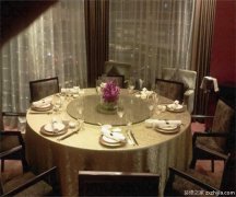 十人餐桌尺寸一般是多少?,一般用于酒店或者餐厅