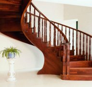 弧形楼梯怎么做 弧形楼梯设计方法,就由装好家装修小编为大