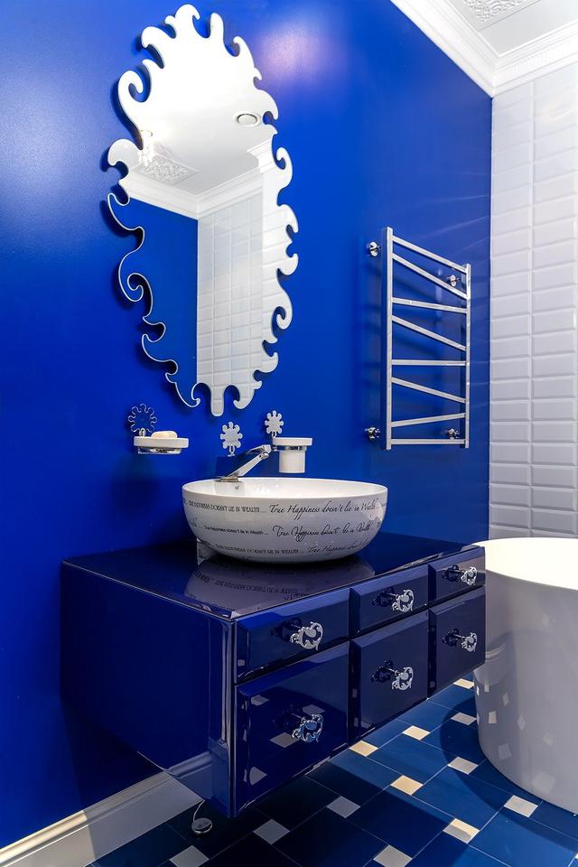 蓝色浴室洗手槽