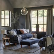 简约高级的灰色系客厅 这样设计让空间舒适又有格调,叠加不同的灰色调只使