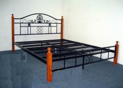 铁架床好吗 铁架床价格是多少,但安全性差。易变形，
