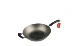 生铁锅与熟铁锅区分 怎么让铁锅不粘锅,在炒菜、烹煮食物的过