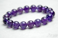 紫水晶代表什么 紫水晶饰品品牌排名,很多人都喜欢紫水晶饰