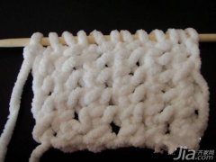 粗毛线围巾的织法 围巾织法图解,寒冷冬季正是围巾盛行