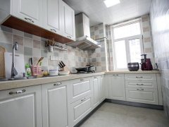 6平米的厨房装修得多少钱 厨房太小怎么利用空间 小户型厨房什么颜色瓷砖好