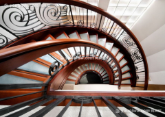 螺旋、折线、弧线形三种常见楼梯样式设计各有什么优势？,那么这三种设计形