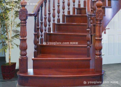 木楼梯安装注意事项 实木楼梯怎么保养,不过现代人更喜欢在家