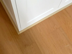 “衣柜”和“地板”哪个先安装比较好？,衣柜和地板哪个先安装