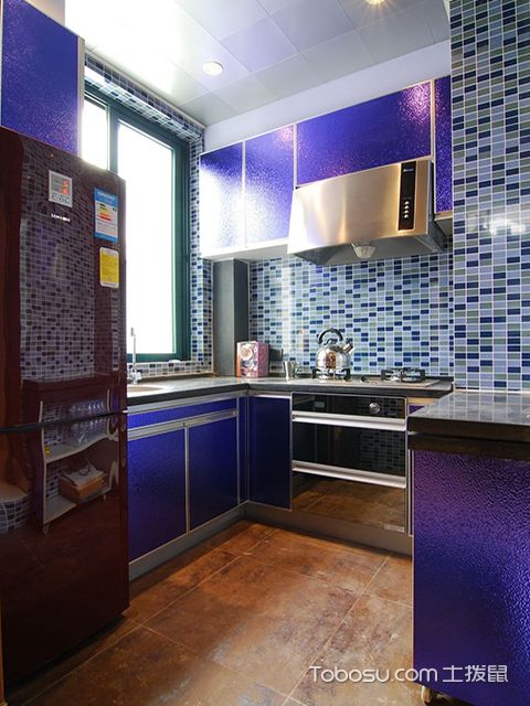 紫色橱柜效果图之混搭紫色橱柜装修